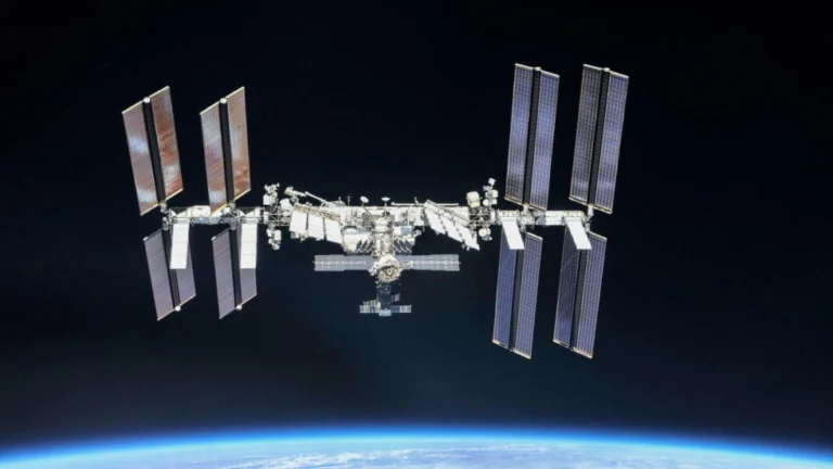 Espace: la Station spatiale internationale fête ses 25 ans